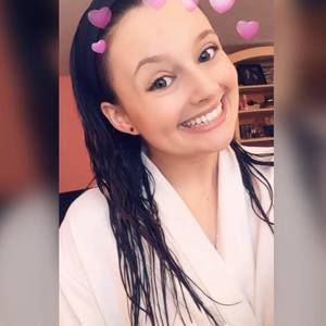 Meet your Posher, Abby